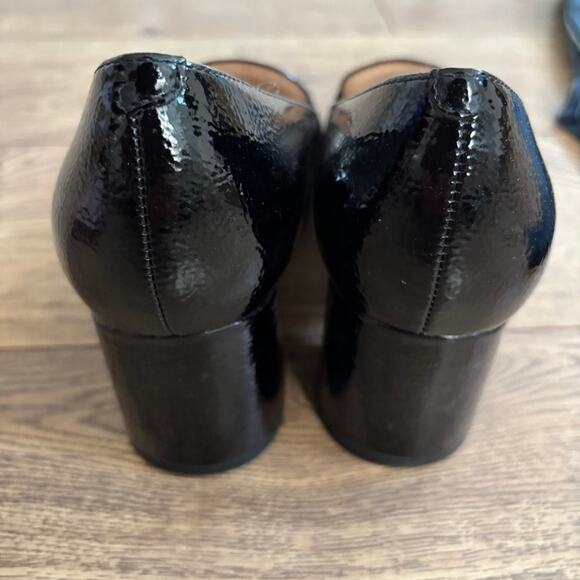 Bandolino Landry Heeled Mules Black w/ Gold Horsebit Women’s 8 — Preppy Minimal - Picture 5 of 8